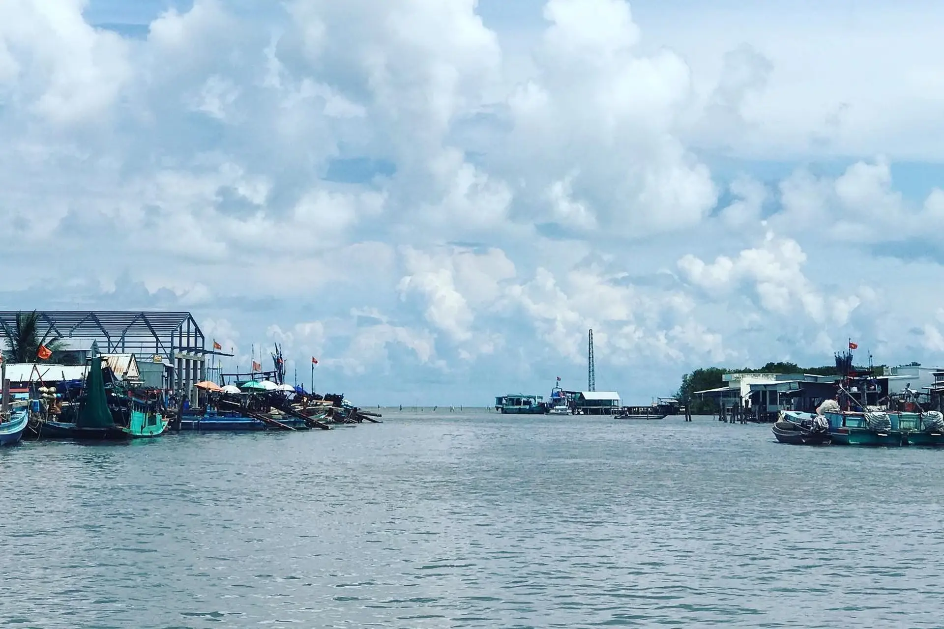 Huyện Phú Tân